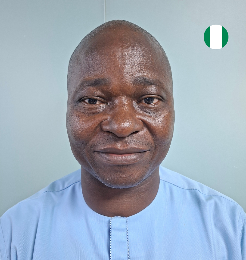 Dr Obaro